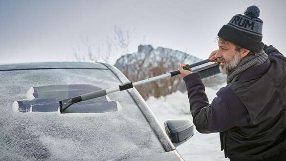 Τηλεσκοπική ξύστρα πάγου BMW
